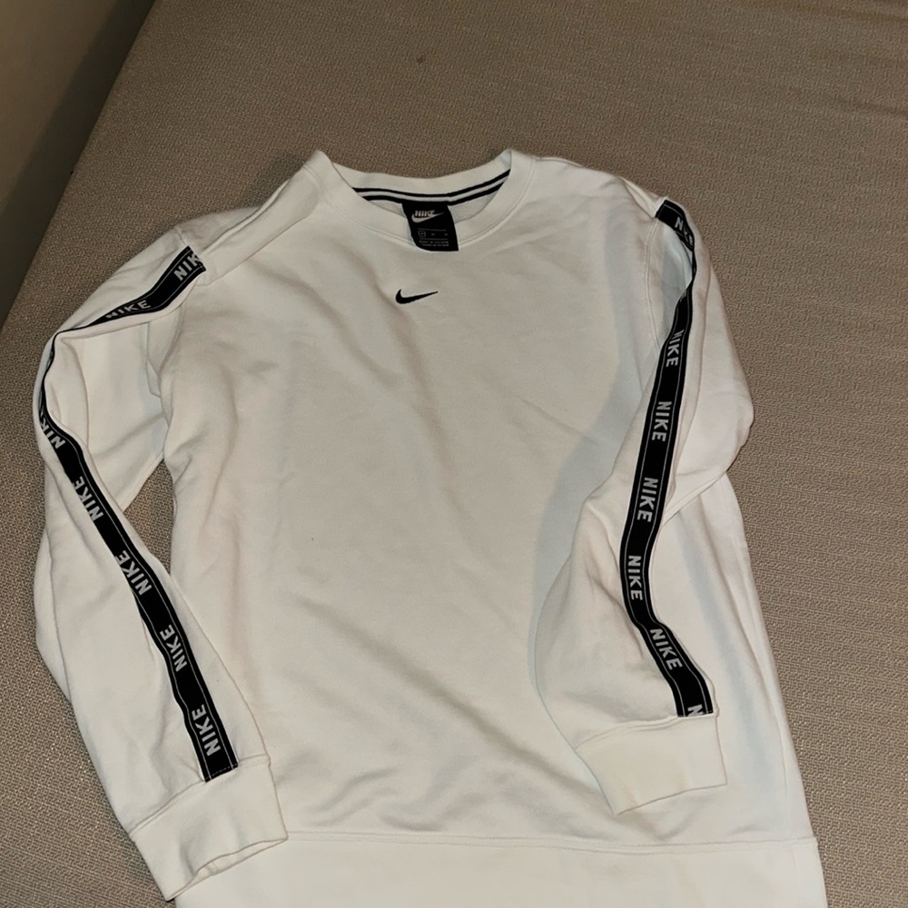 Nike pullover